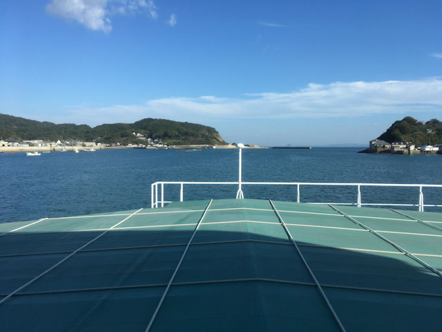 口之津 15h00 発のフェリーで天草下島の鬼池港に向かいます